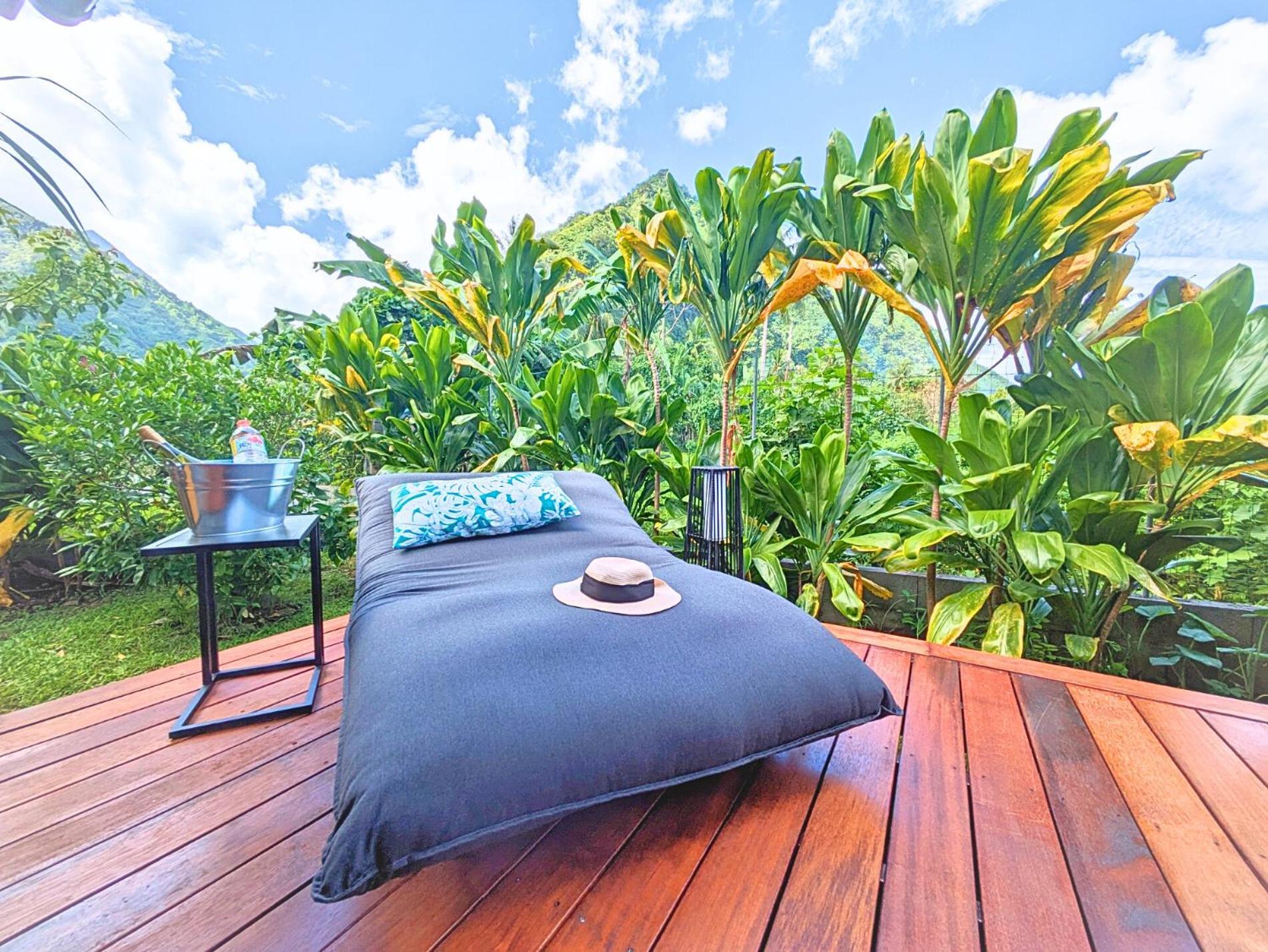 Toanoano Natura Om Teahupoo Surf Lodge מראה חיצוני תמונה